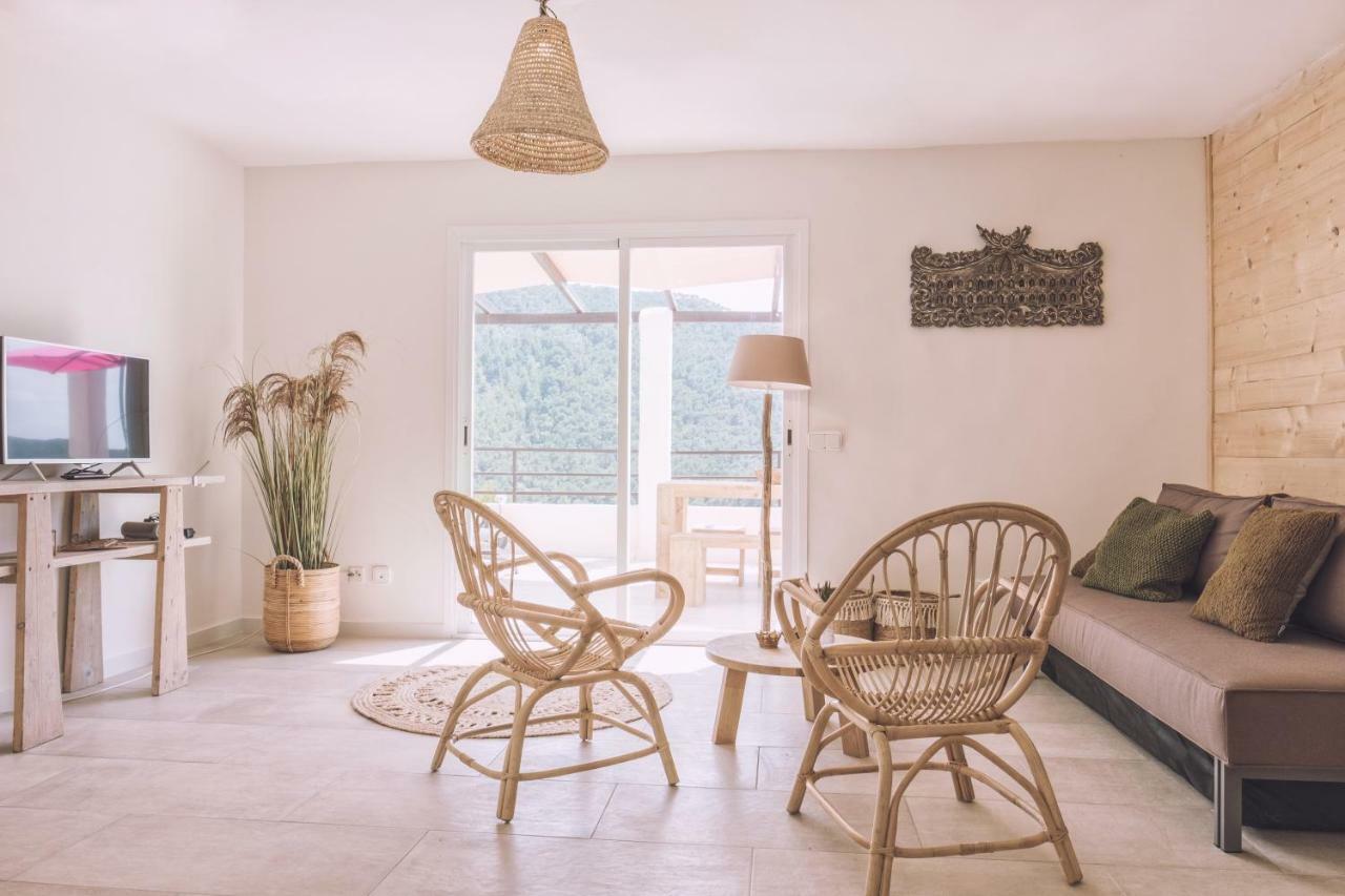 Apartamentos Catharina Maria 卡拉隆加 外观 照片